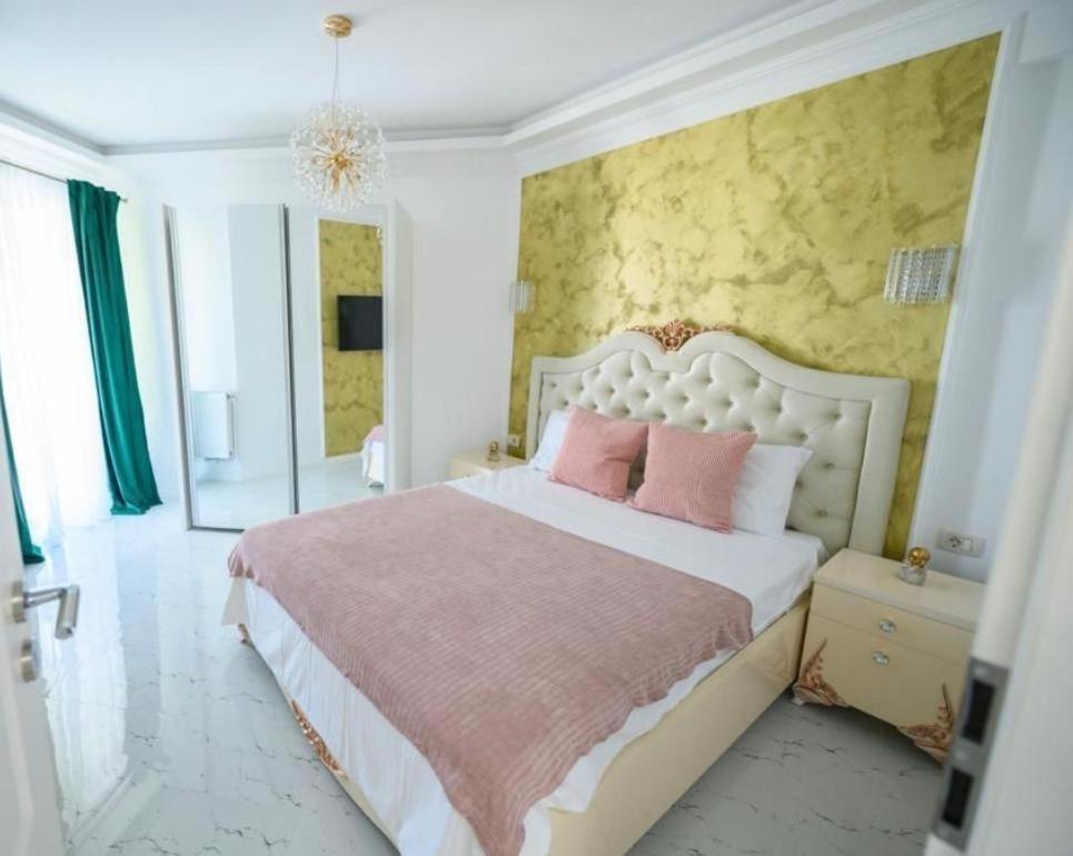 Grazzia Deluxe Apartments Năvodari Exteriör bild
