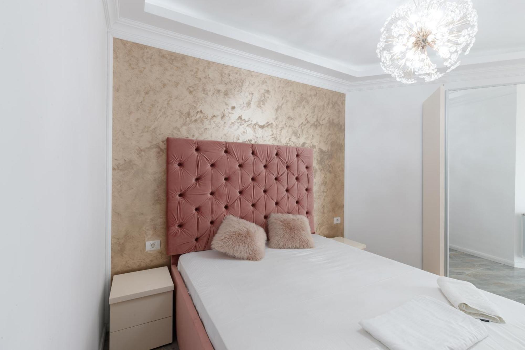 Grazzia Deluxe Apartments Năvodari Exteriör bild