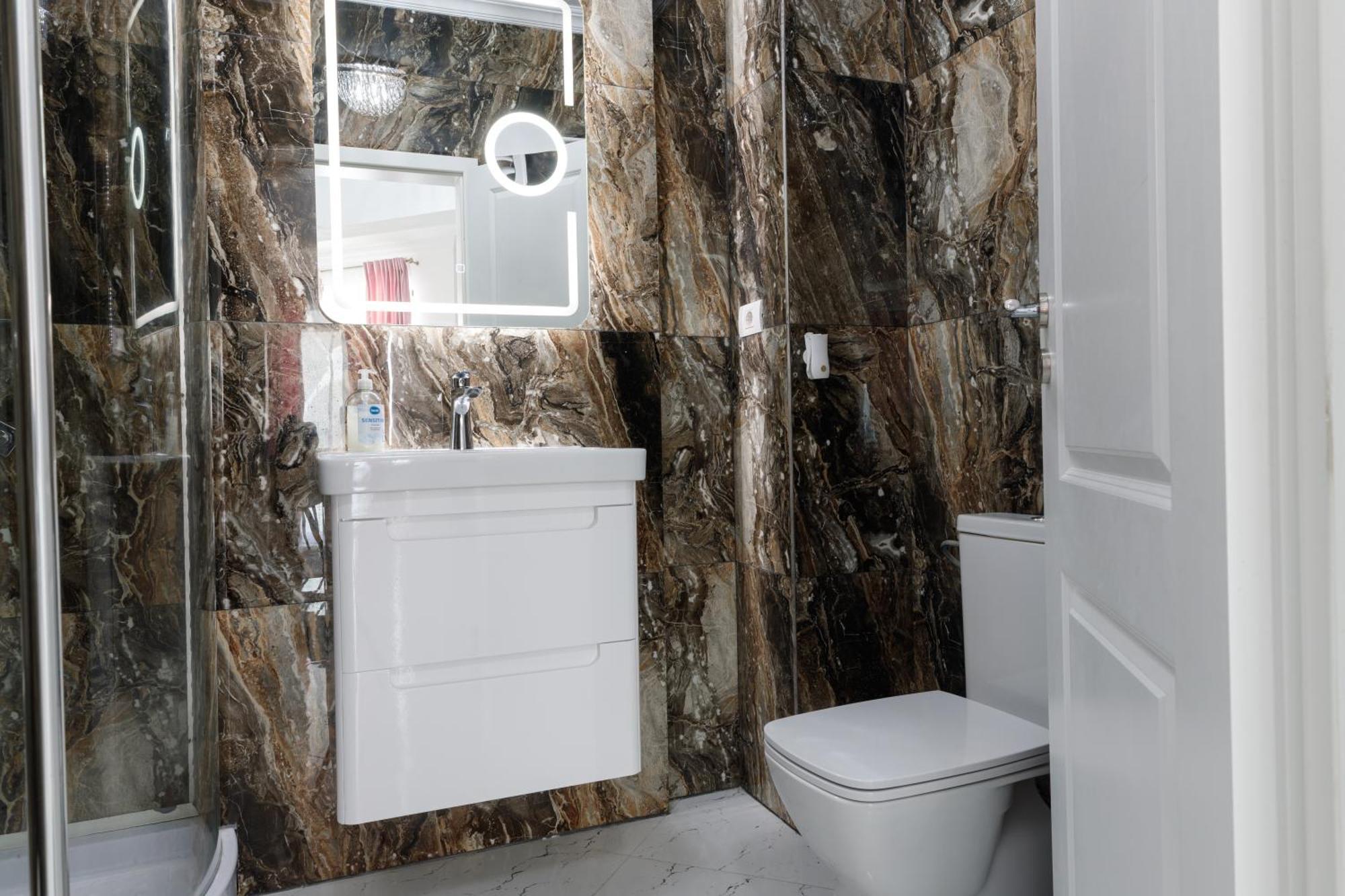 Grazzia Deluxe Apartments Năvodari Exteriör bild